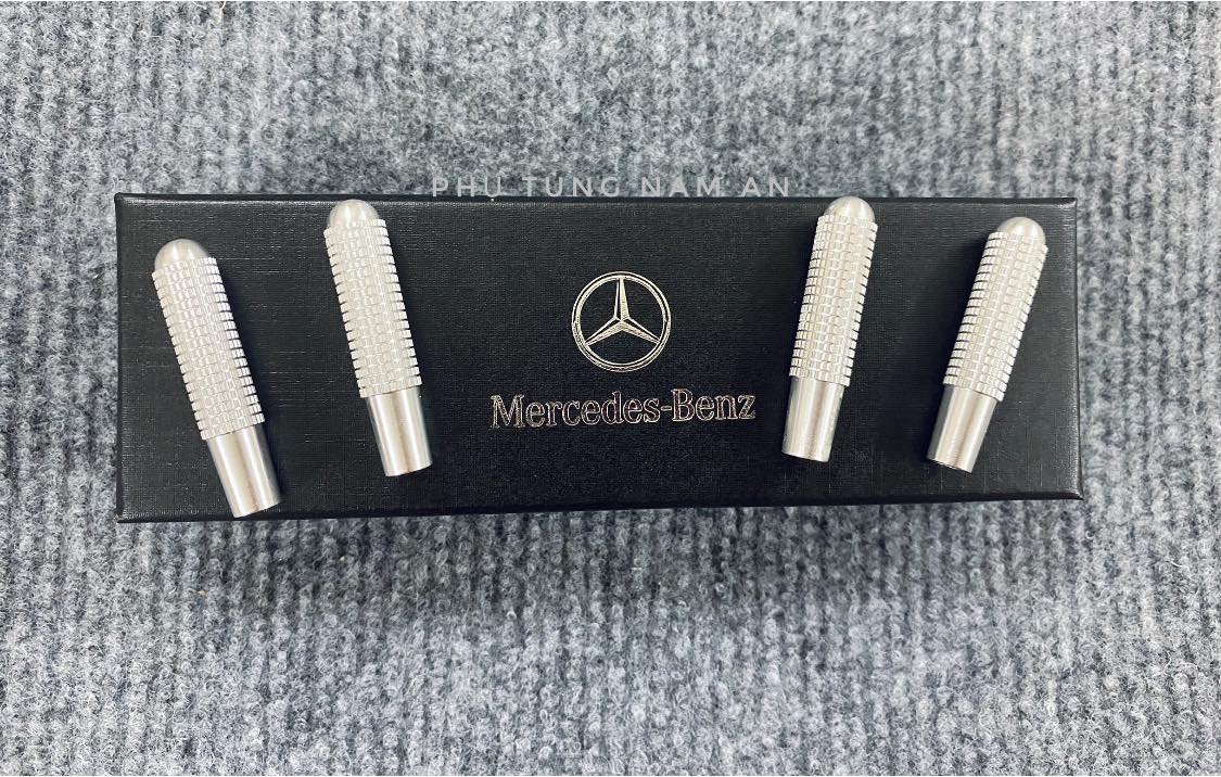 NÚM CHỐT CỬA MERCEDES-BENZ