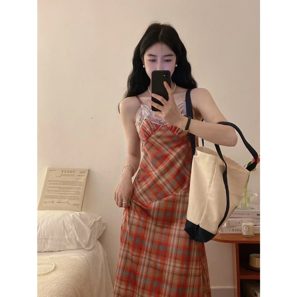 Đầm hai dây caro đỏ cực slayyy