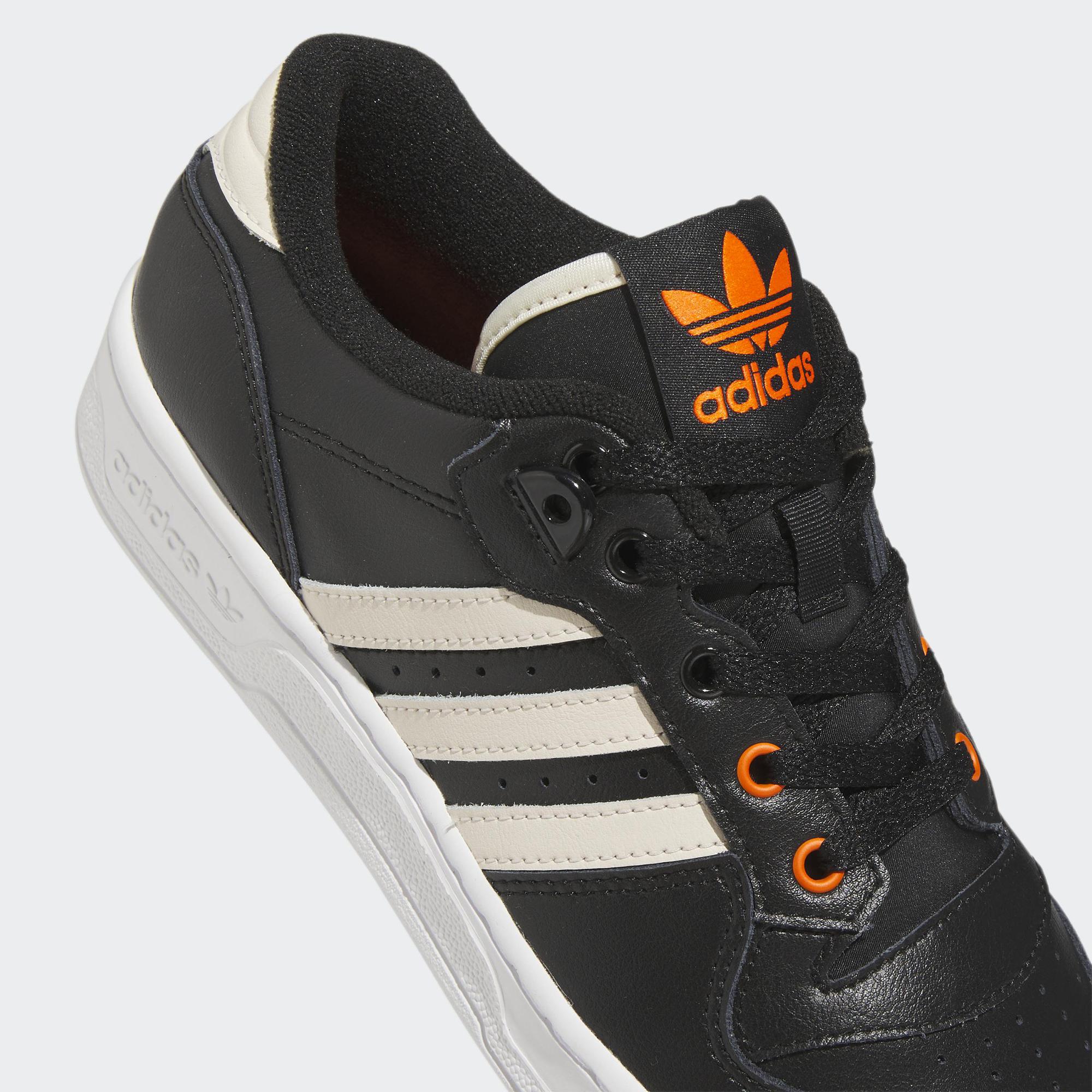 adidas Bóng rổ Giày Rivalry Low Nữ Đen IE7284