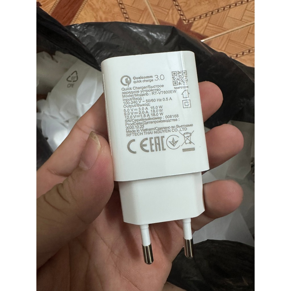 Củ sạc nhanh QC 3.0 Vsmart