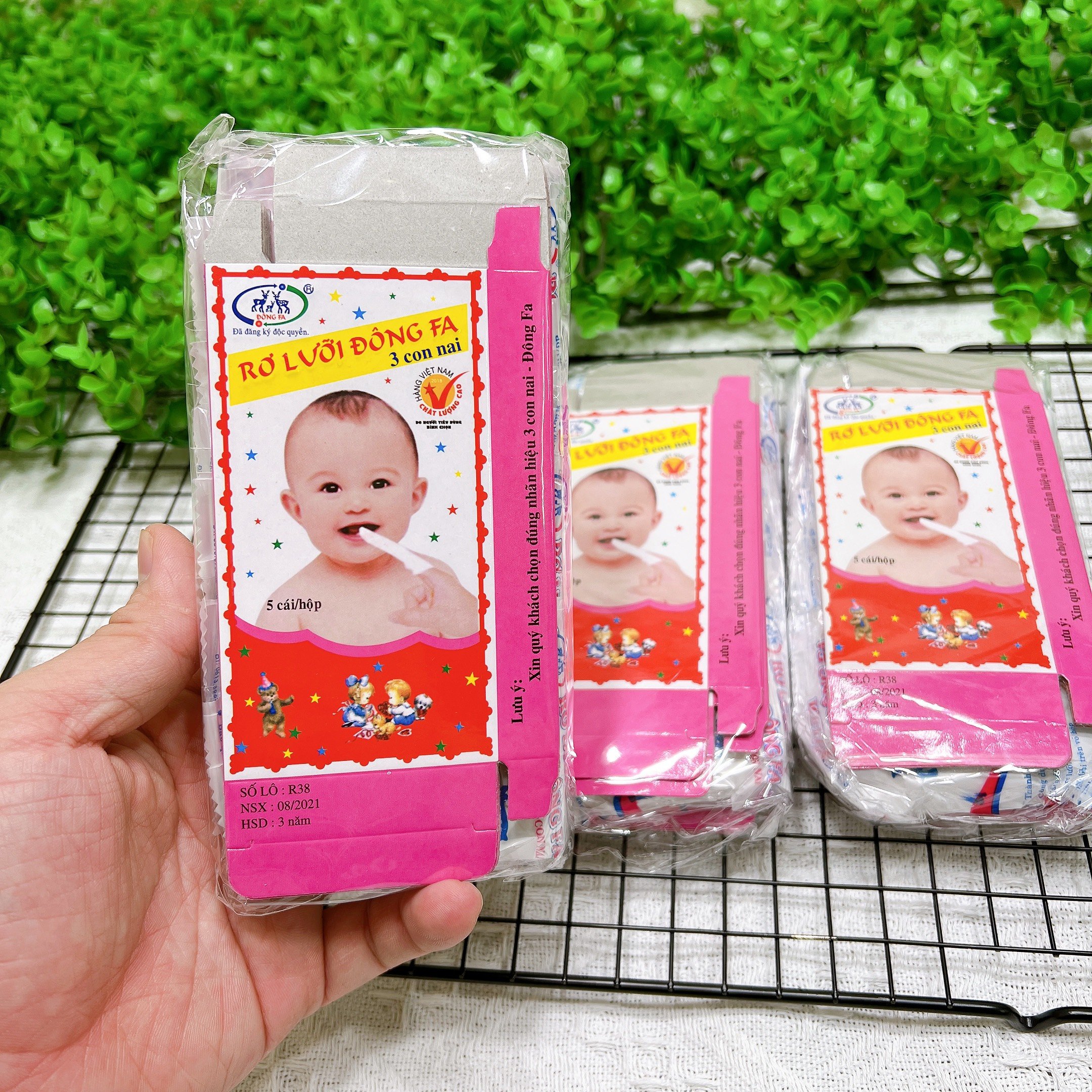 Rơ lưỡi đông pha, gạc tưa lưỡi Đông Pha (Gói 10 hộp 50 chiếc)