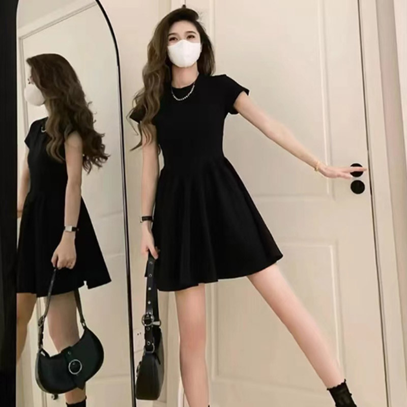 XIYUYI French Hepburn style black dress petite short skirt