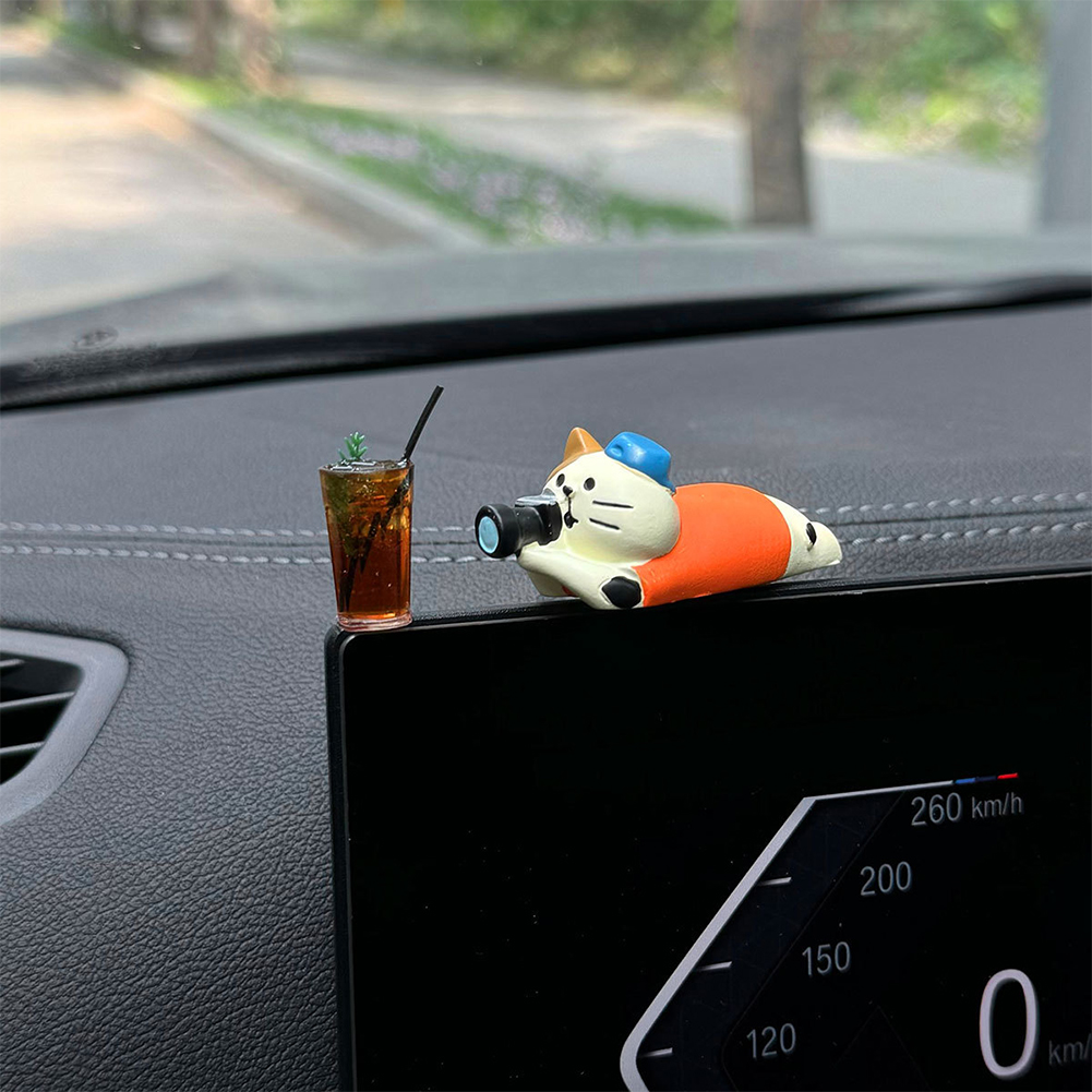 FG Cute Cat Car Dashboard Ornaments Gifts Car Center Console Decoration Auto Interior Accessories for Woman. 
