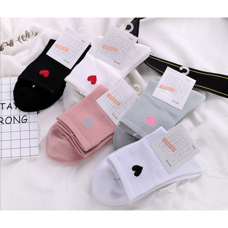 Combo 5 đôi tất in hình trái tim cực đáng yêu dành cho các chị em