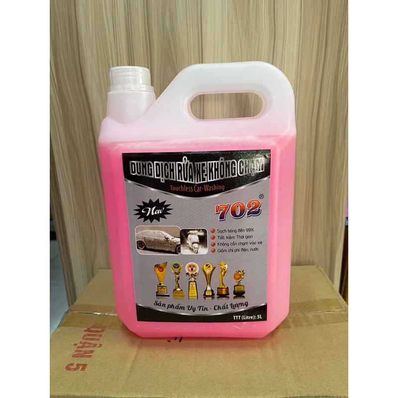 Dung dịch rửa xe không chạm 5 lit 702 chính hãng .