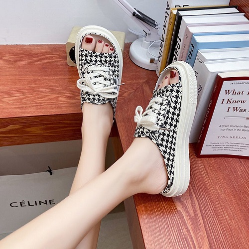 ( HÀNG MỚI VỀ - SỤC NỮ HỞ MŨI FORM CHUẨN ) Giày sục thể thao hở mũi phong cách Hàn Quốc dễ phối đồ