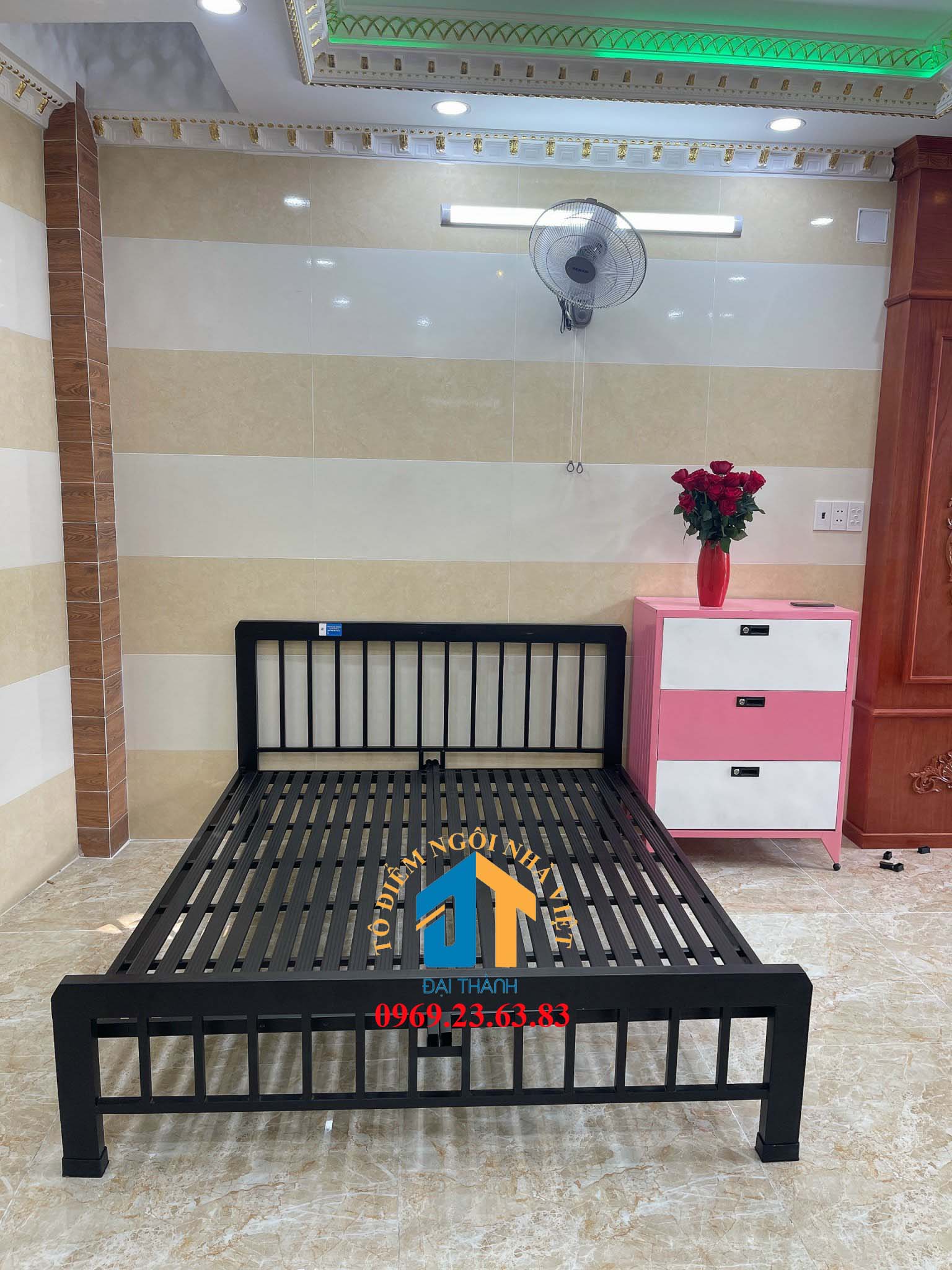Giường sắt mẫu mỹ nghệ 01 kích thước ngang 1m6 x dài 2m đại thành