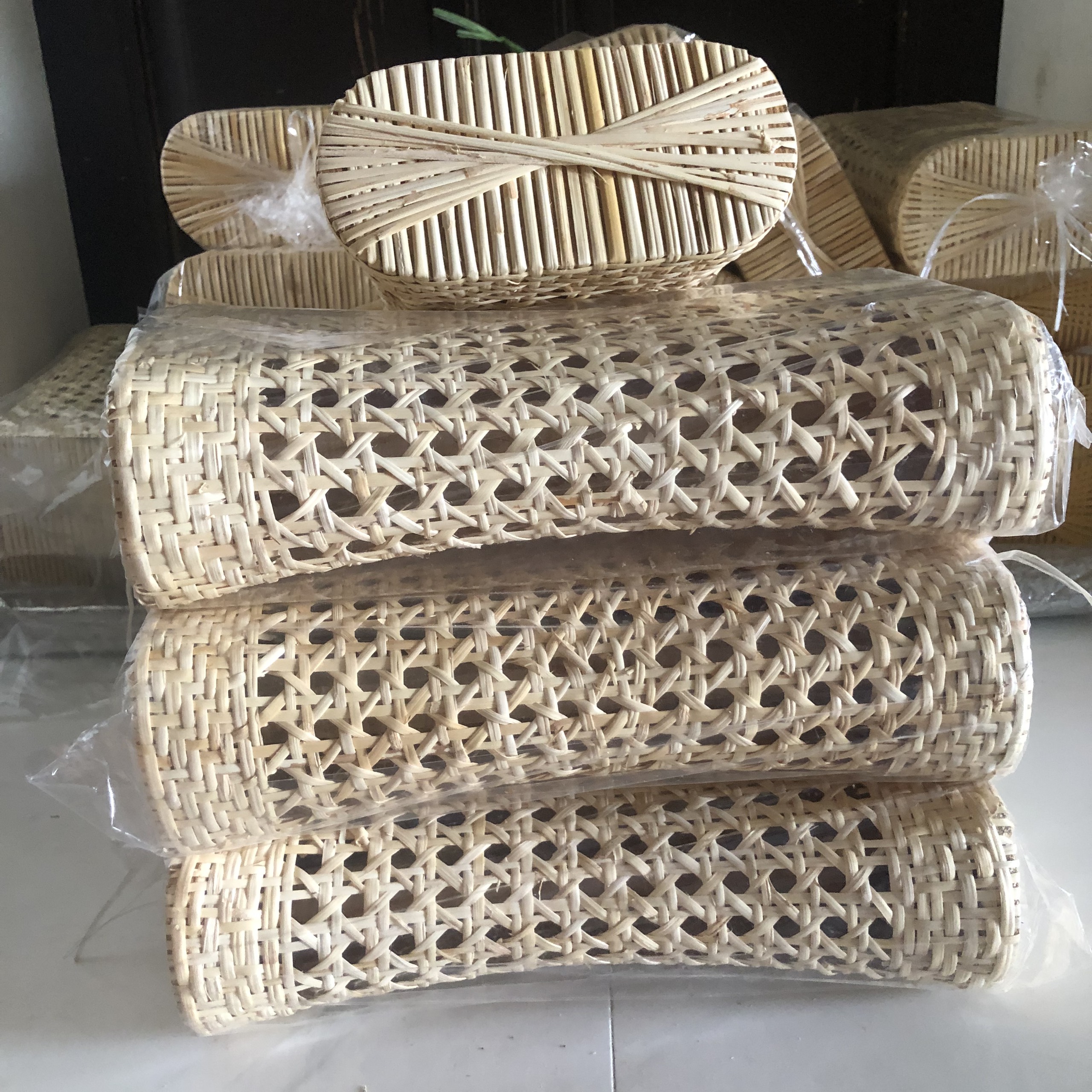 Gối mây tre đan, chất liệu mây tự nhiên cao cấp