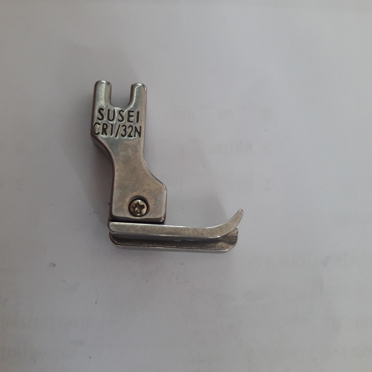 Chân vịt mí máy 1kim (Sewing Machine Foot) giúp mí đều công nghiệp