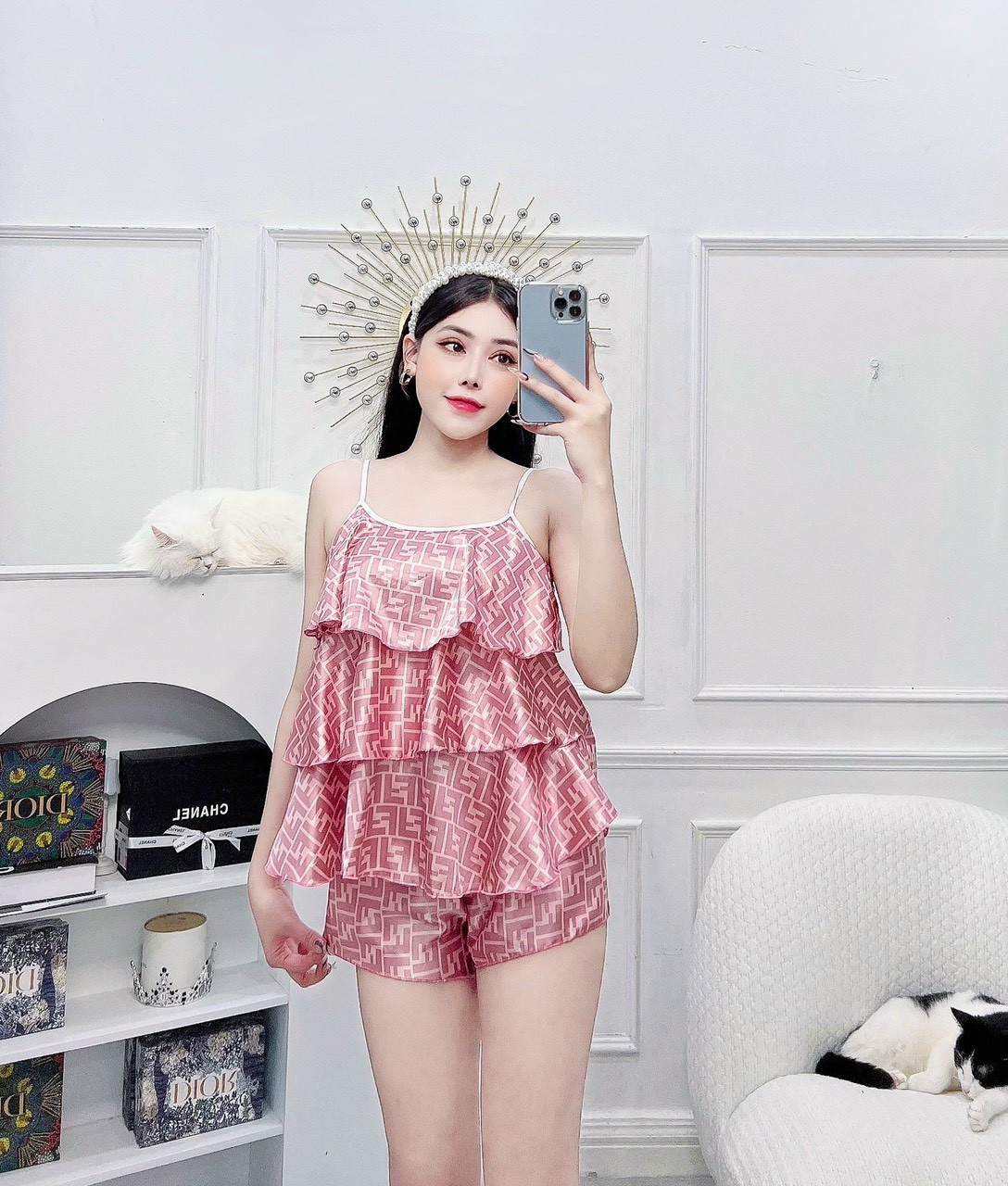 [HCM] Bộ đồ ngắn 3 tầng phi lụa mềm mại freesize dưới 57kg