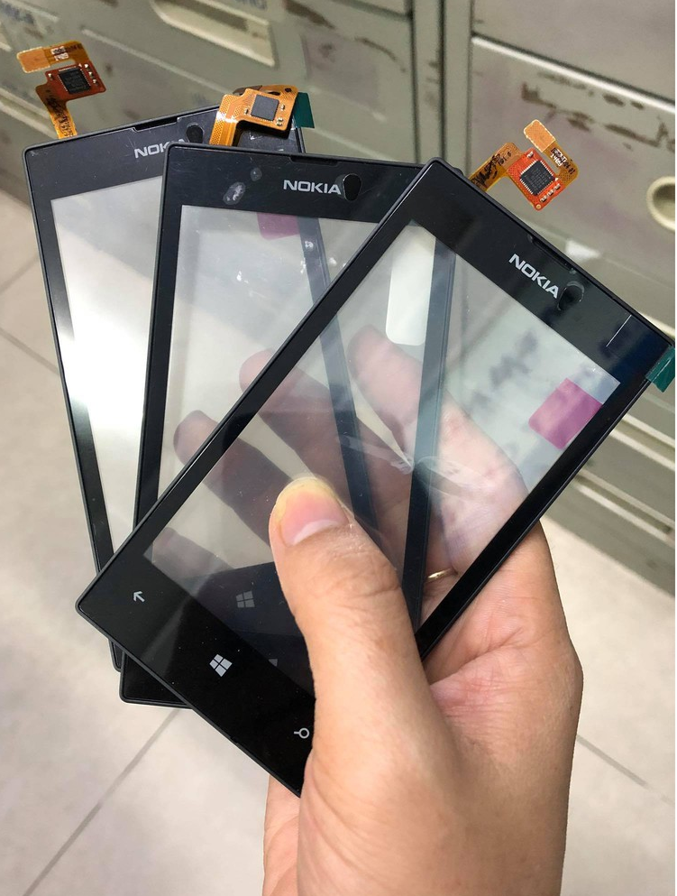 Cảm ứng Nokia Lumia 520 zin mới 100%
