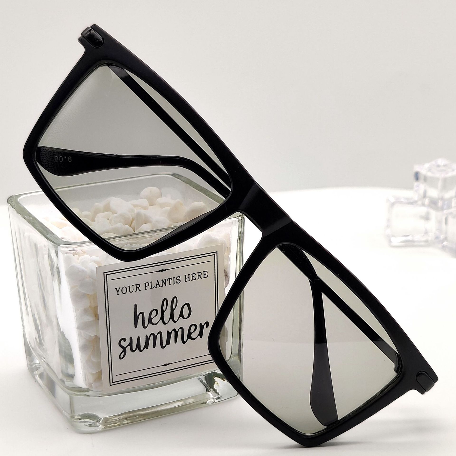 【GIAUSA】Yellow Lens Night Vision Sunglasses Shades Aesthetic for Men Polarized Sun Protection Photochromic Lens Outdoor Summer Metal Square Vintage Fashion Eyeglasses Original S136
