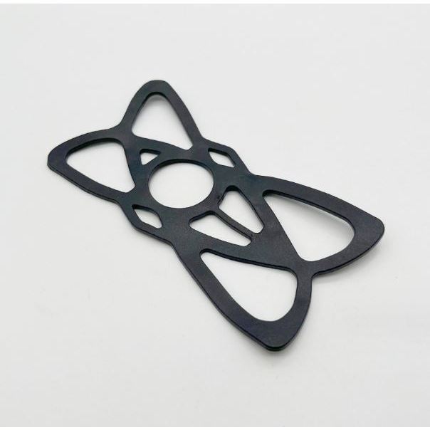 Heavy duty rubber grid mounted on clip-durable rubber