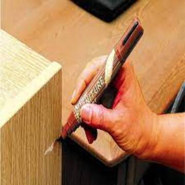 Bút sơn gỗ PU Artline EK-95