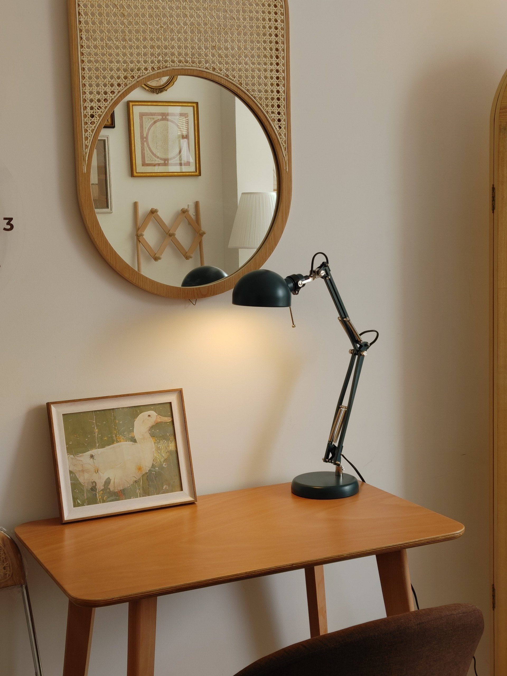 Đèn bàn ikea 01
