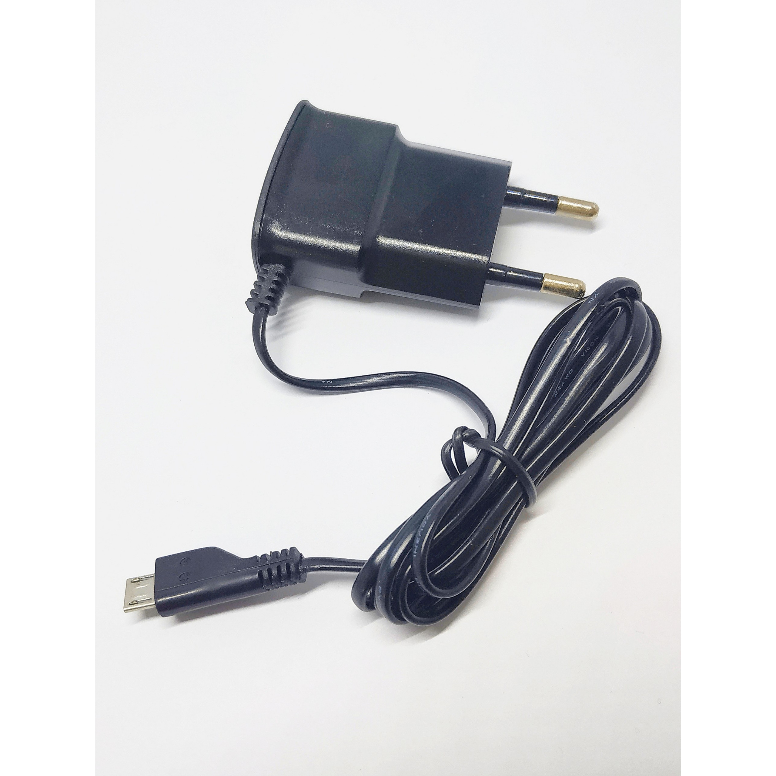 Củ sạc liền dây dùng cho các dòng máy chân Androi/Micro