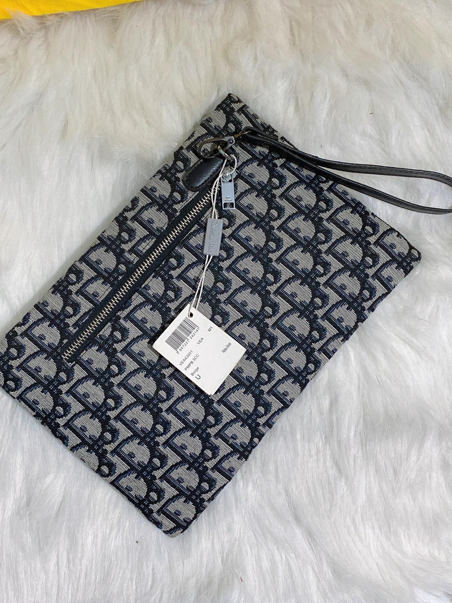 clutch Dior