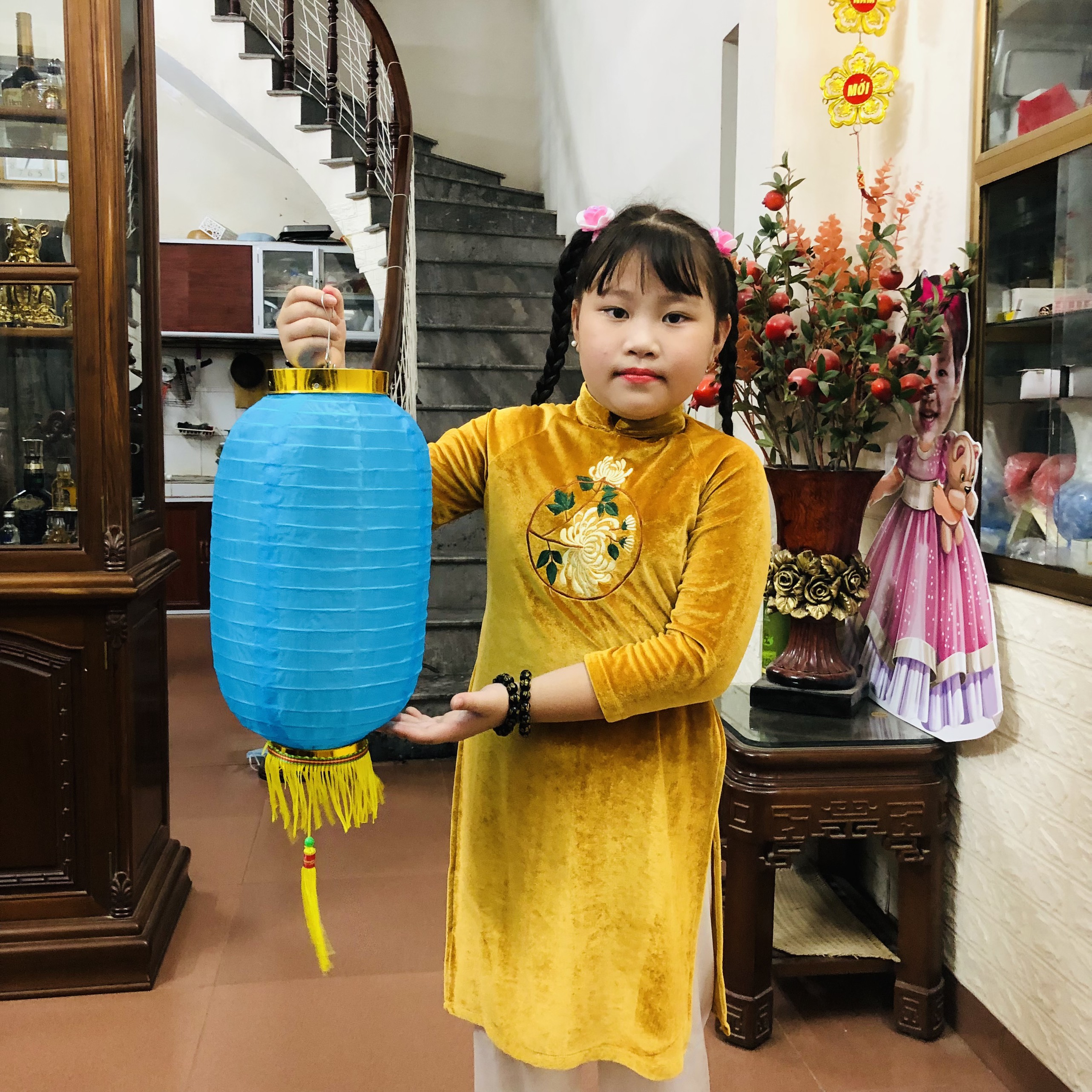 Đèn lồng đỏ hình trụ có tua 25 * 50 cm