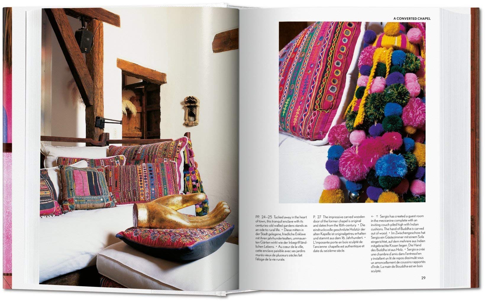 ARTBOOK - Sách Tiếng Anh - Living in Mexico