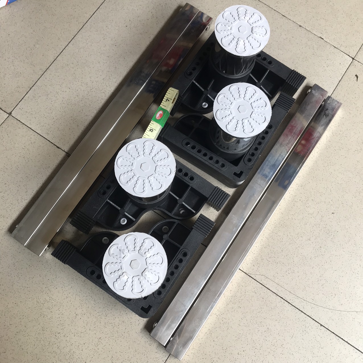 Chân đỡ Máy giặt, tủ lạnh (Max 600mm_Min 480mm)