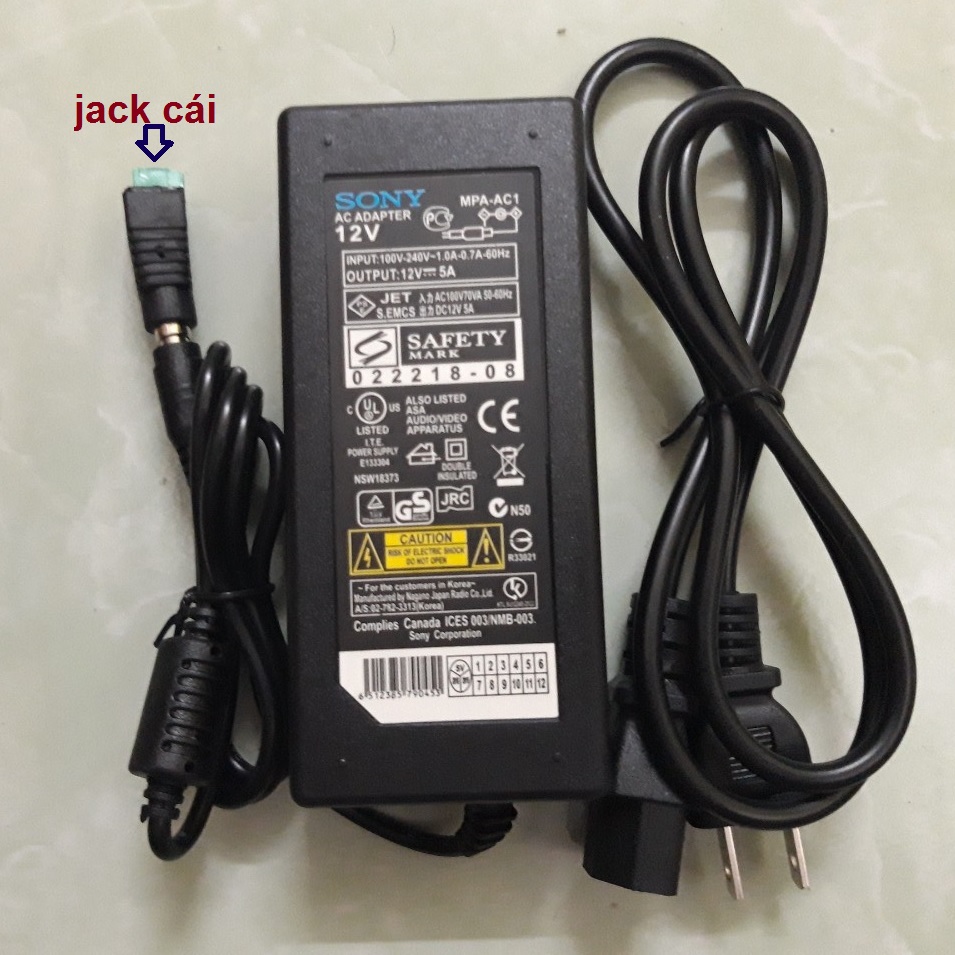 Nguồn Adapter 12V 6A  dùng Cho máy bơm Mini đơn