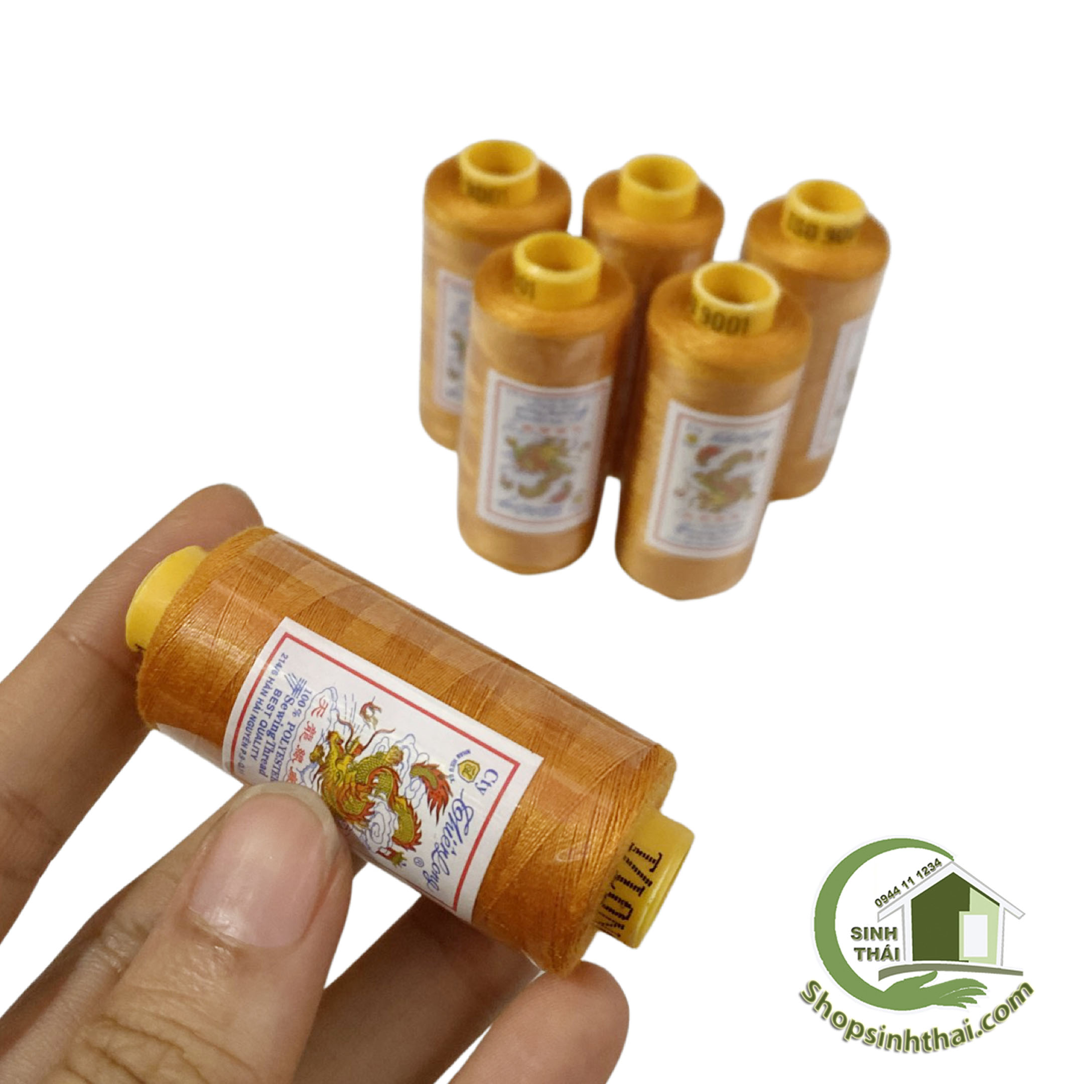 Cuộn chỉ may nhỏ màu vàng cam
