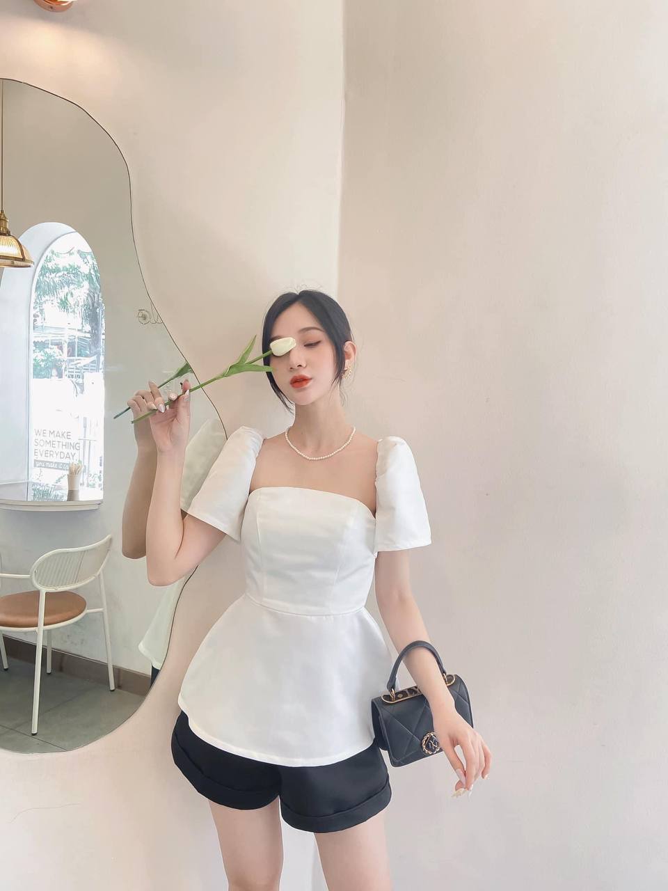 Áo Tay Phồng Chiết Eo Dáng Peplum HONY