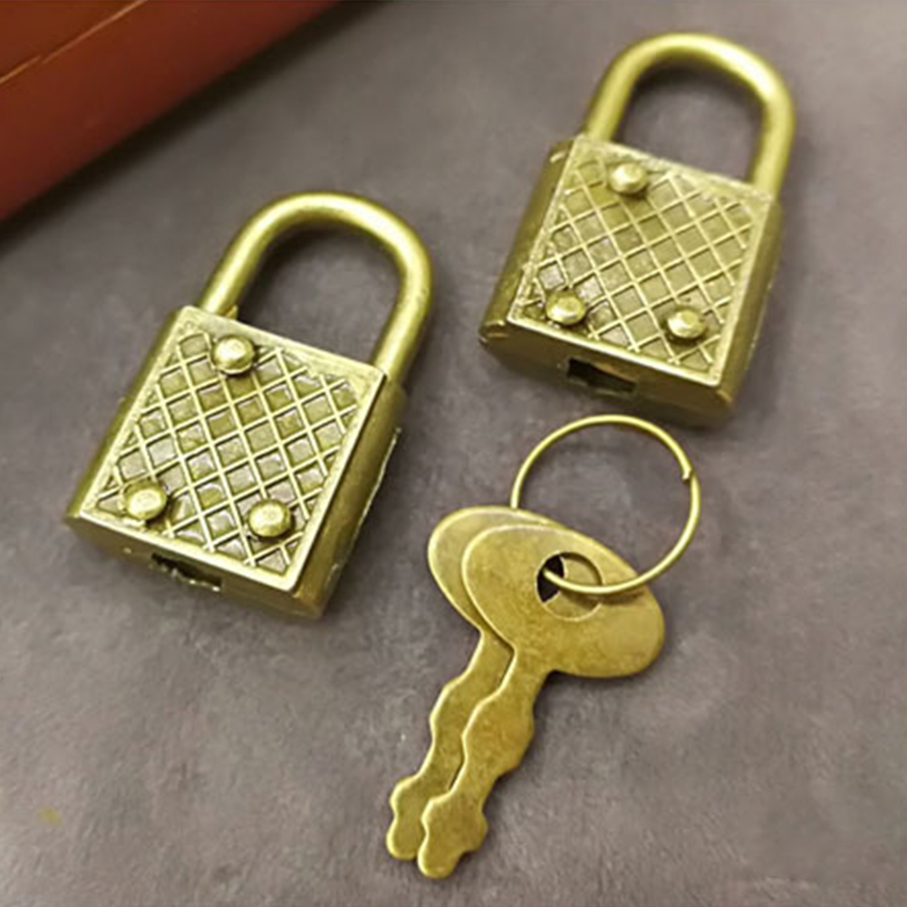 Notepad Padlock Retro Padlock Lock Notebook Luggage Belt Padlock Lock With Key Notebook Safety Lock Home Hardware Accessory. 