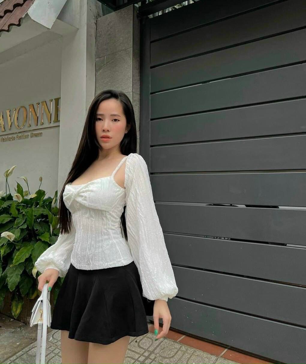 Áo len gân xẻ cổ siêu hot.