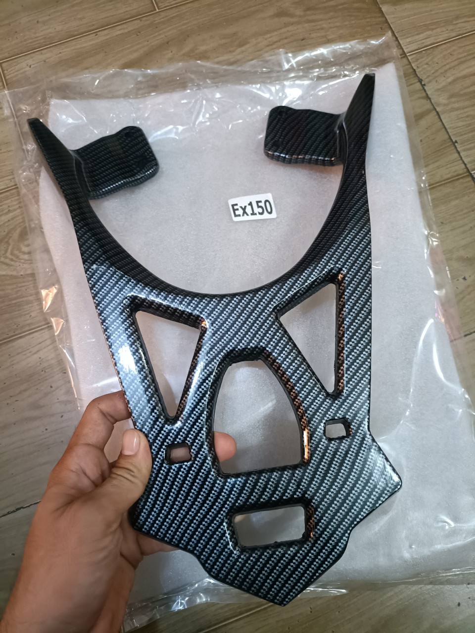 Cảng sau Ex150 nhôm đúc sơn cacbon
