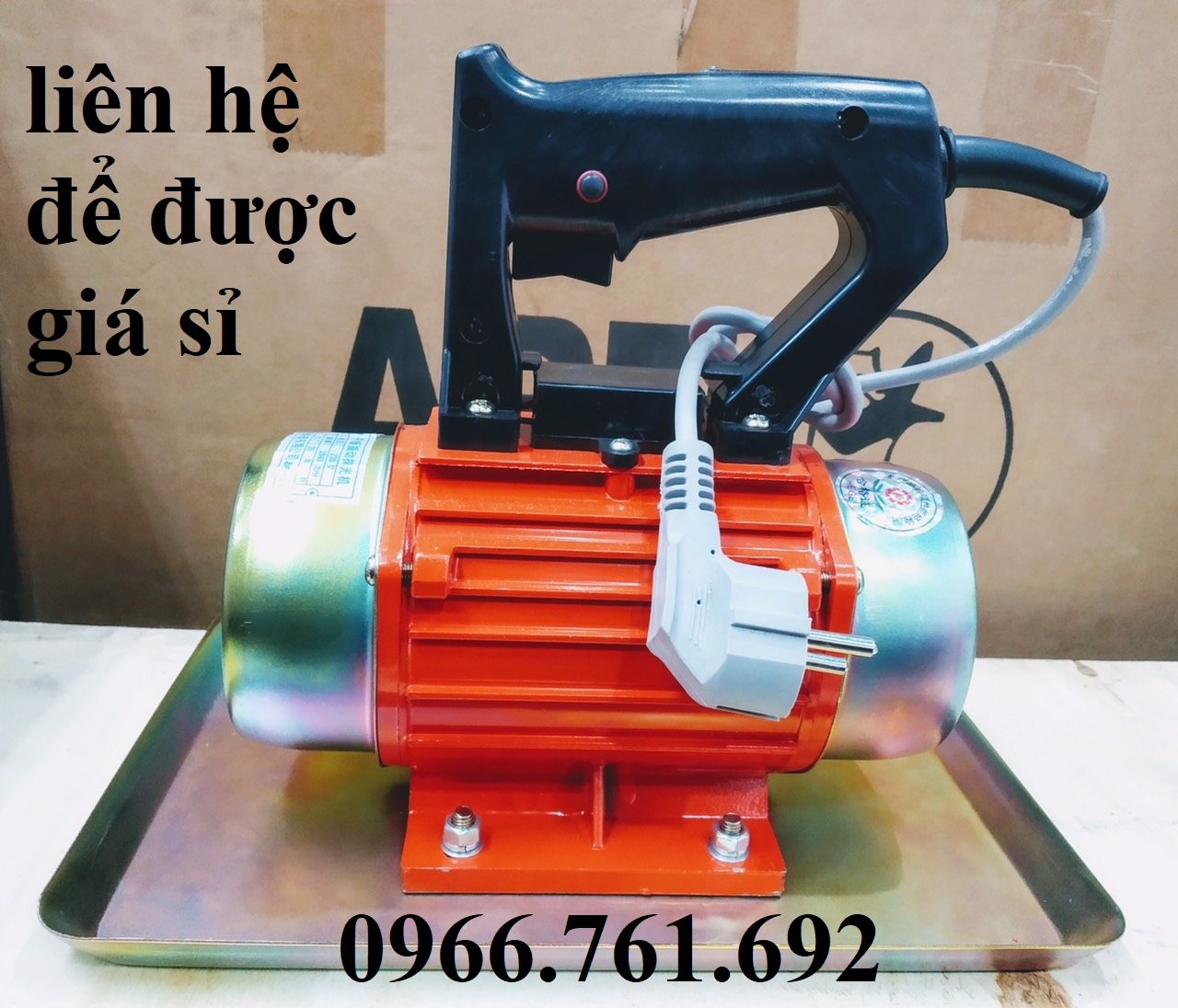 máy đầm rung bê tông mini cầm tay
