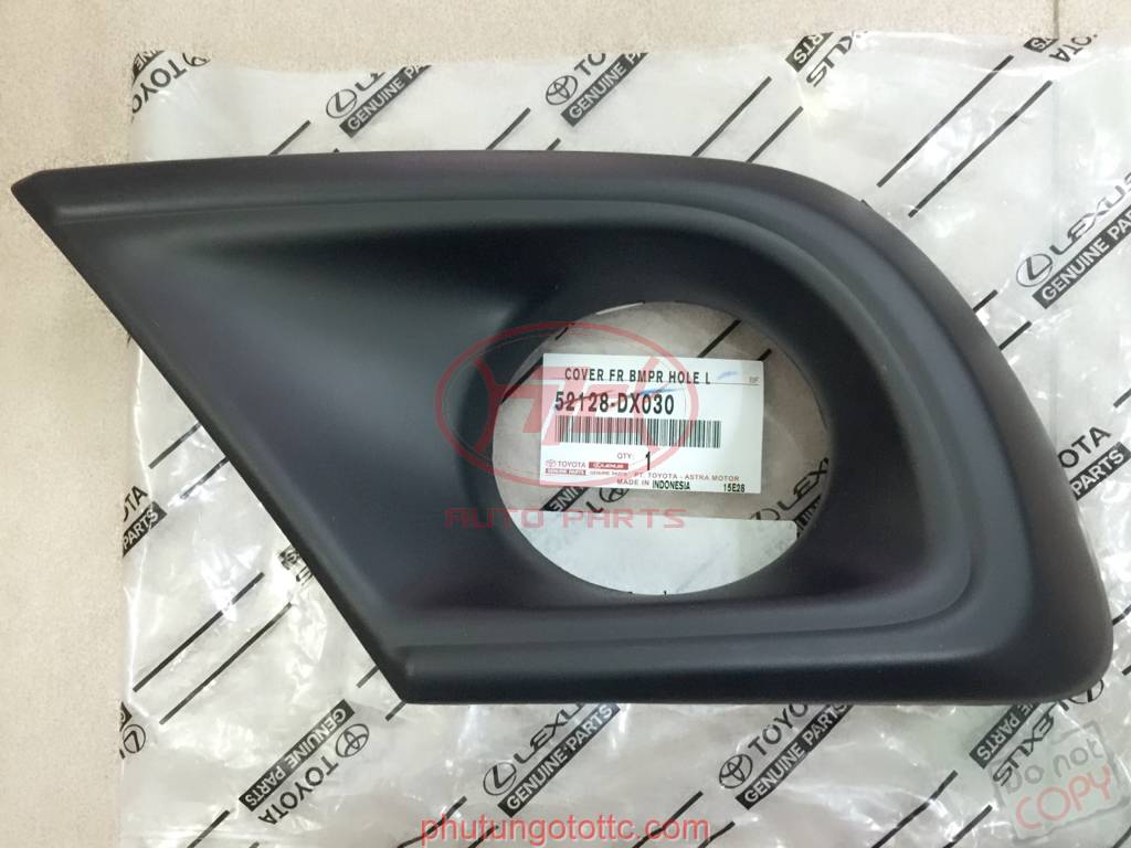 Ốp đèn gầm đèn có lỗ loại thường bên tài innova 2014 2015 2016
