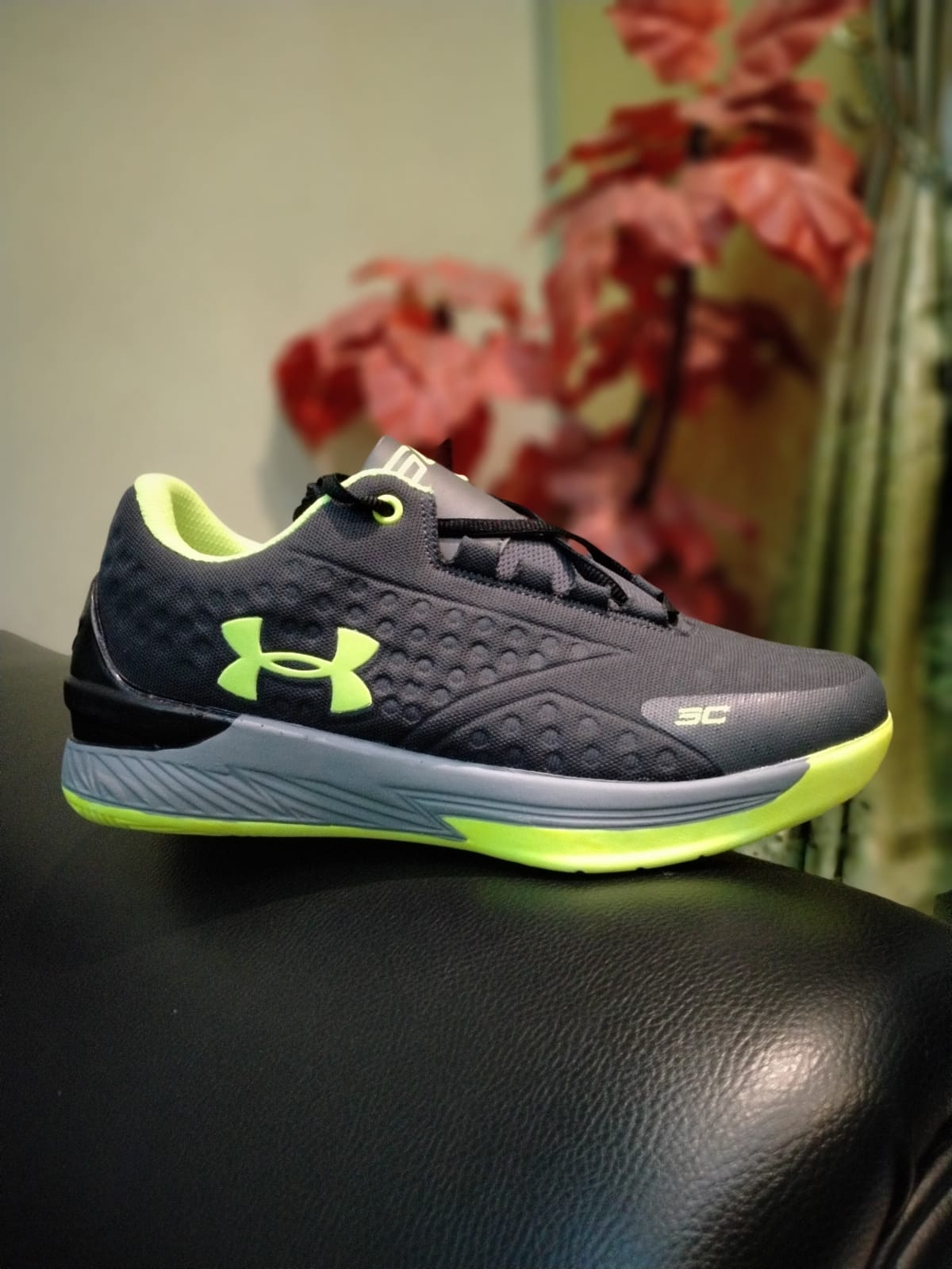 Sepatu under armour store kw