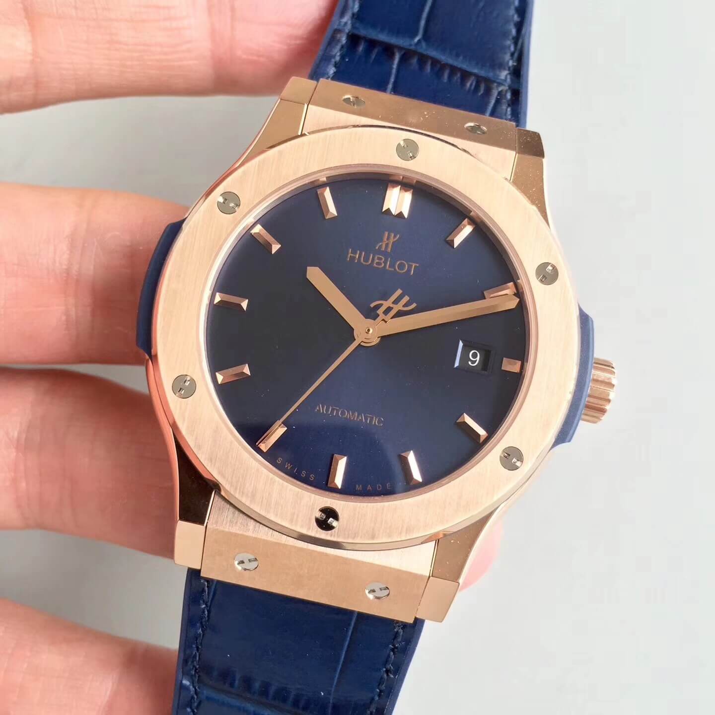 Đồng hồ nam nữ Hubblot bản mặt xanh viền vàng máy cơ 100% cao cấp A+ sz 40 42 hộp da + kèm ảnh thật (Luxury Watches)) thumbnail