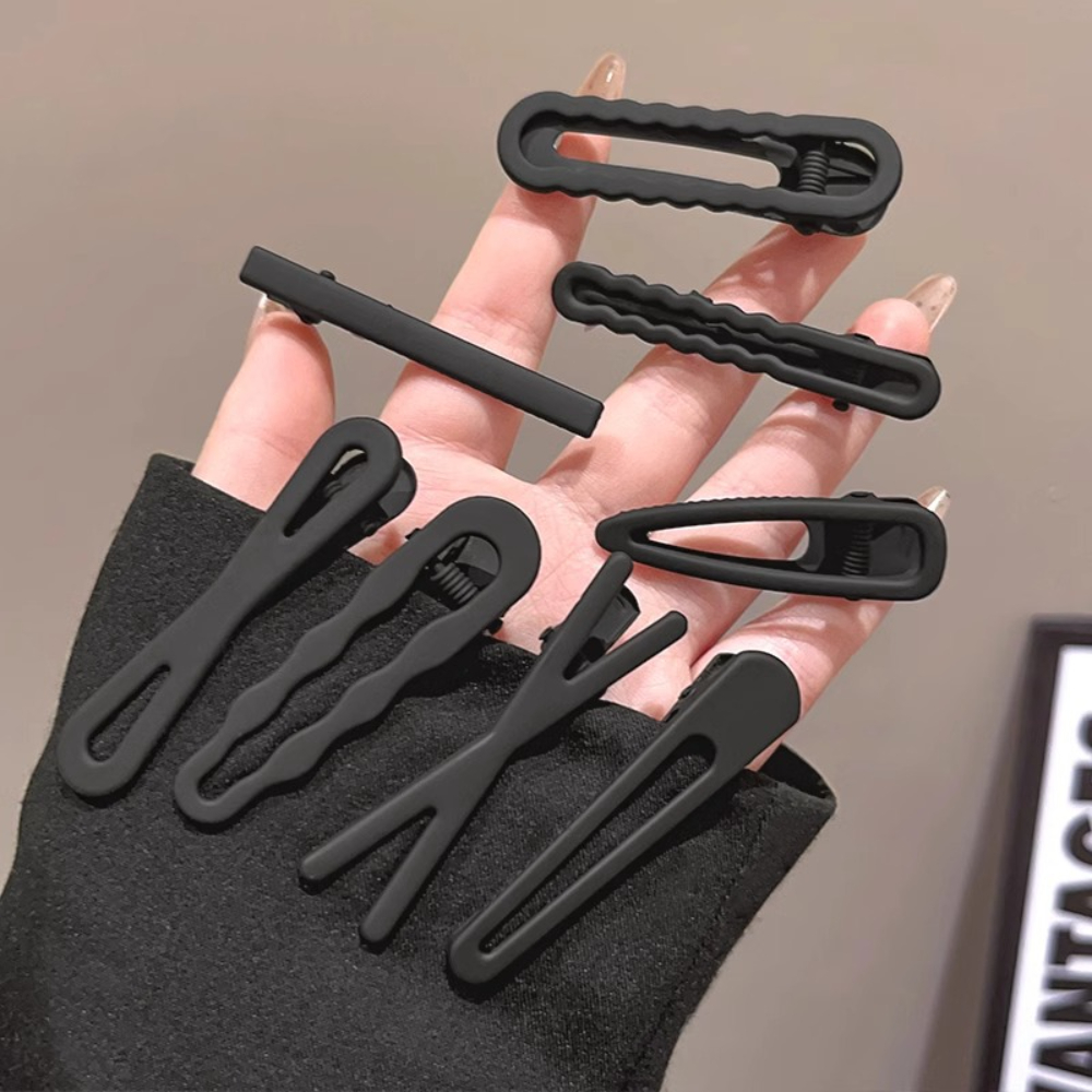 3pcs%20Girls%20Sweet%20Cute%20Black%20Hair%20Clips%20Korean%20Fashion%20Simple%20Bangs%20Hairpin%20Broken%20Hair%20Clip%20Women%20Forehead%20Styling%20Bangs%20BB%20Clip%20New%20Simple%20Black%20Frosted%20Hairpin%20Side%20Clip%20Side%20Bangs%20Clip%20Seamless%20Broken%20Hair%20Duckbill%20Clip%20Hairpin%20Hair%20Accessories%20-%20Image%208