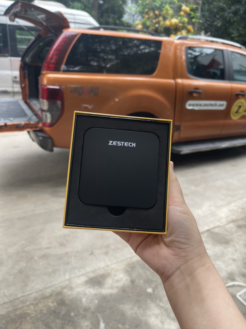 Carplay Android Box Zestech DX265 (Tặng Sim 4G, Vietmap bản quyền, Phần mềm giọng nói Kiki)