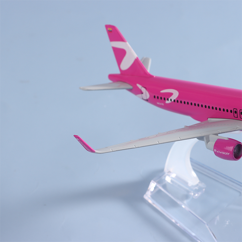 1:400%20Metal%20Aviation%20Replica%20Viva%20Air%20Aircraft%20Model%20Diecast%20Airplane%20Miniature%20Xmas%20Kids%20Room%20Decor%20Gift%20Toys%20for%20Boys%20-%20Image%204