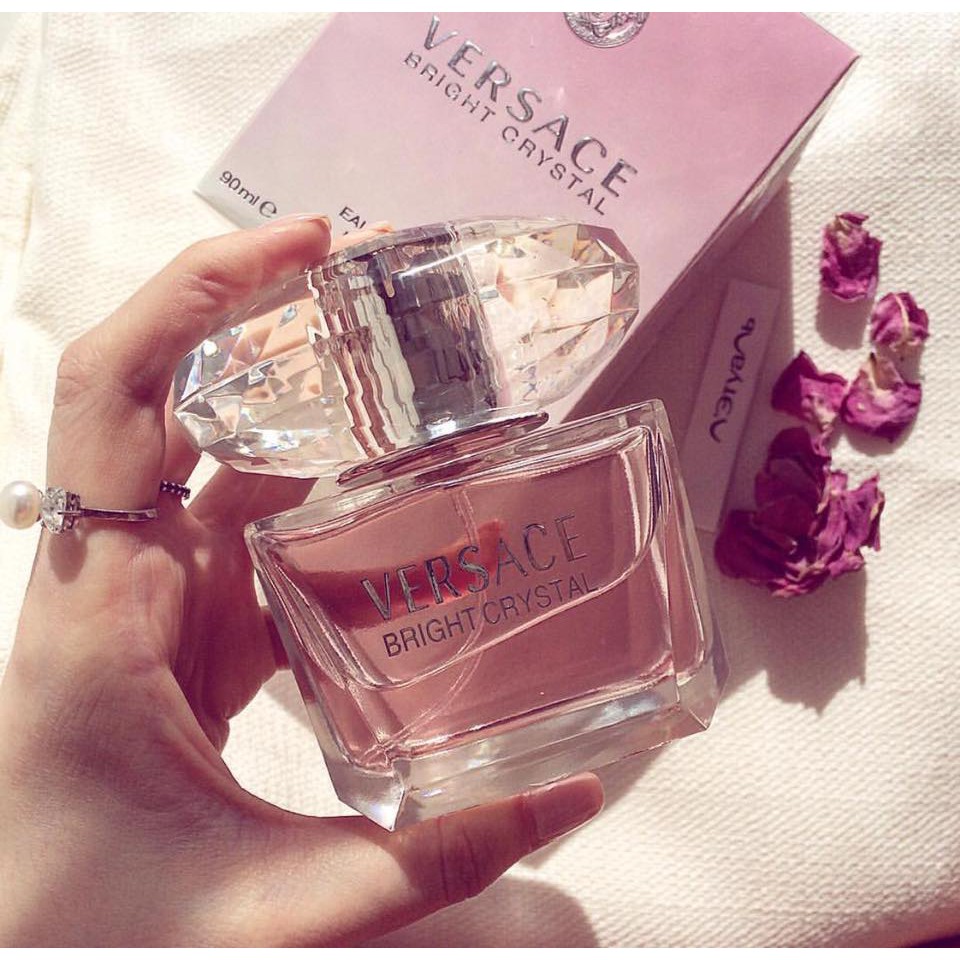 Nước Hoa Nữ Versace Bright Crystal 90Ml