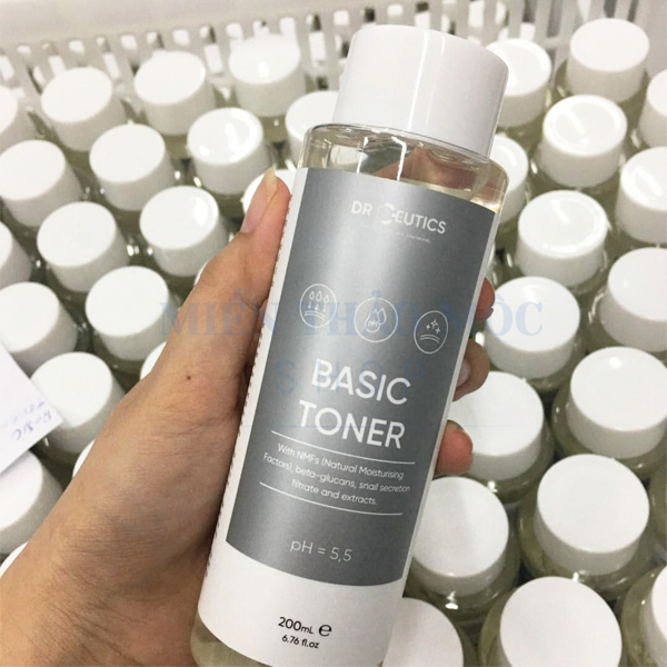 Dung dịch cân bằng da cấp ẩm làm dịu làn da Basic Toner DrCeutics