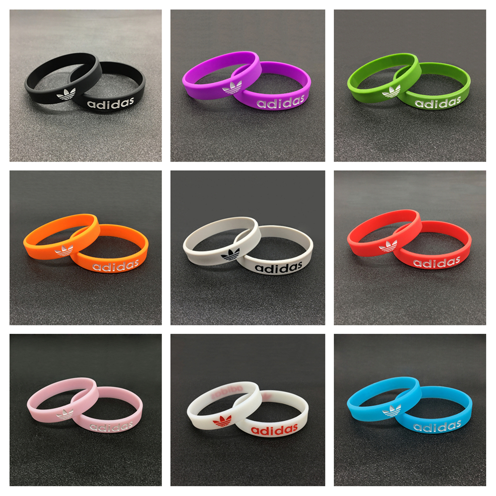 CupaPlay 24 PCS Soccer Motivational Silicone Wristband for Kids -  Personalized Rubber Bracelets - Sports Prizes -Birthday Party Goodie Bag  Stuffers - Carnival/Events/Teacher : Toys & Games - Amazon.com