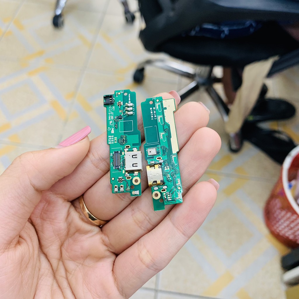 Cụm sạc / cụm chân sạc Sony Xa1 Ultra chính hãng , bả hành đổi trả