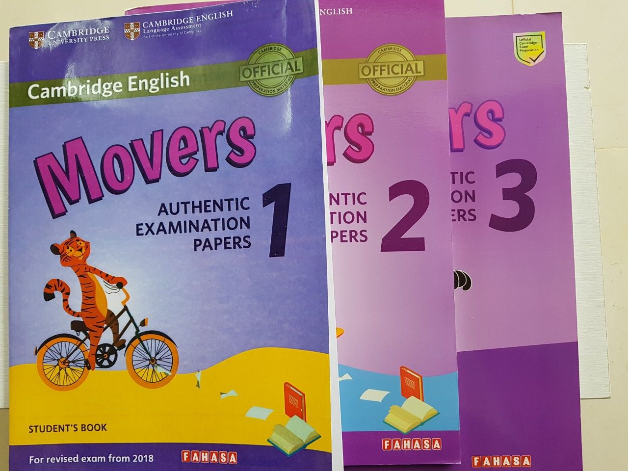 Combo 3 quyển tiếng Anh Movers Authentics 1,2,3