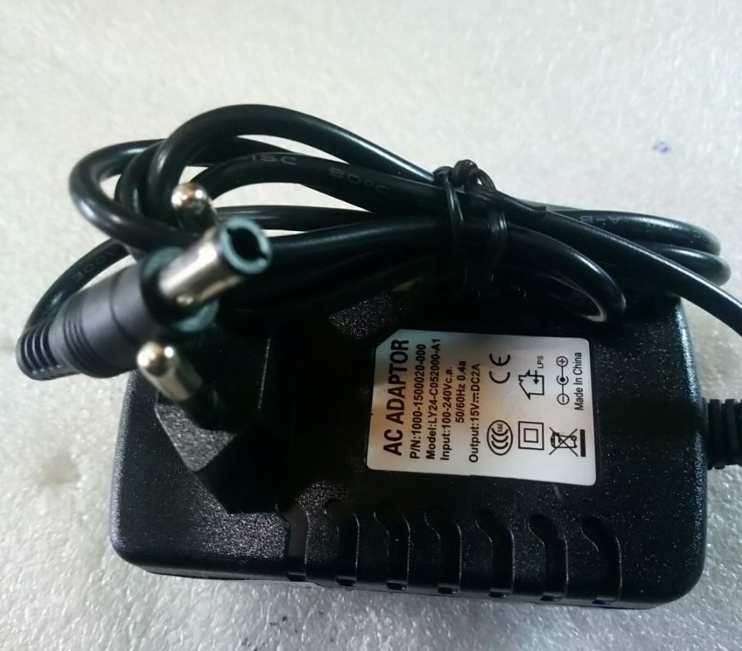 Adapter DC 15V - 2A (Đầu cắm Lớn 5.5mm X 2.1--2.5mm)