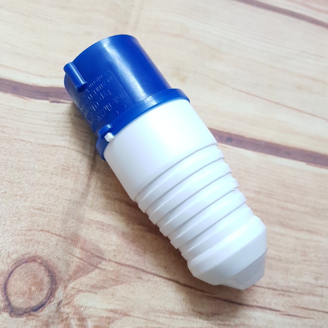 Ổ-Phích cắm công nghiệp 3 chấu 16A.