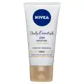 Nivea Visage Tinted Moisturising Day Cream Natural SPF 15 50ml - With a special blend of light reflecting and colour pigments, the formula reduces the appearance of imperfections. 