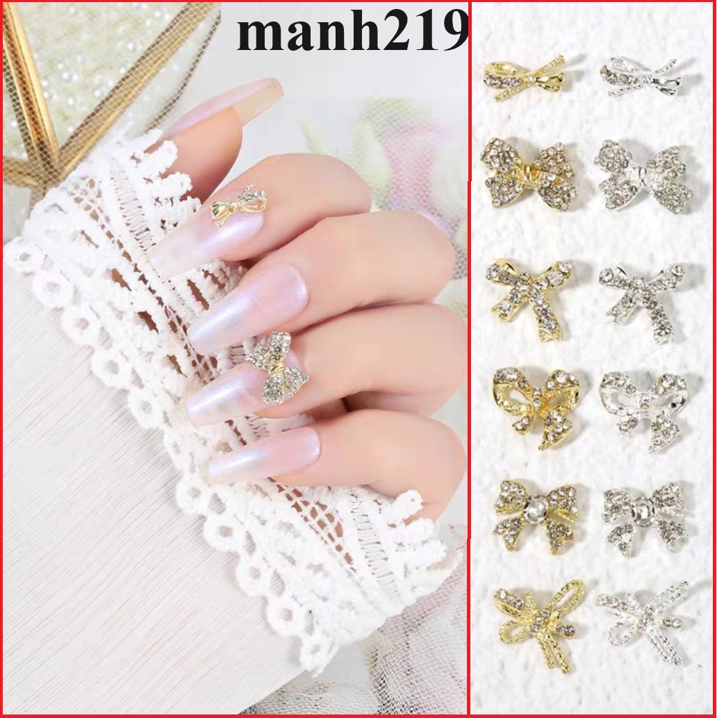 Charm Nơ Quốc Dân Cao Cấp Kim Loại