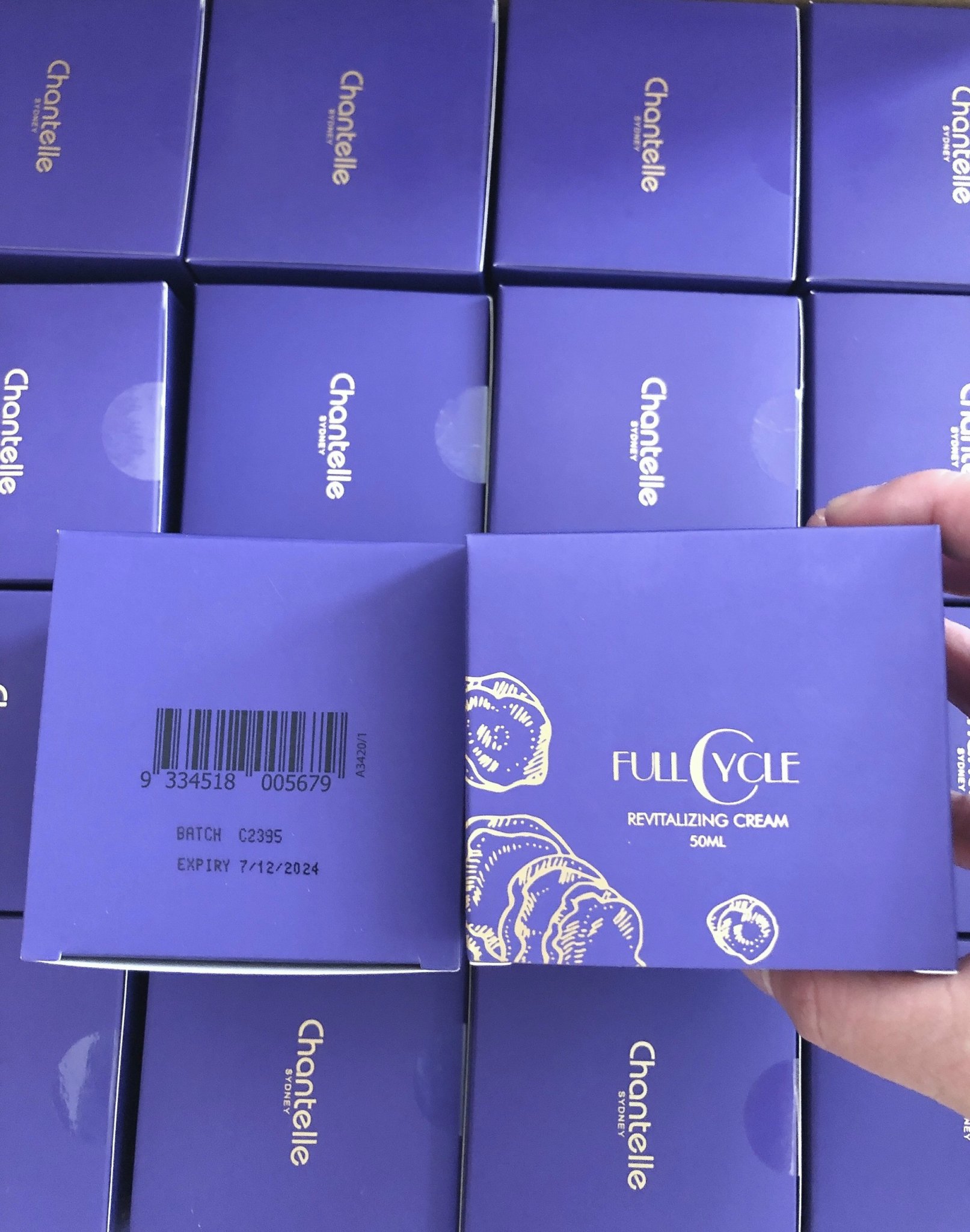 Kem Dưỡng Da Mặt Chantelle Full Cycle Revitalizing