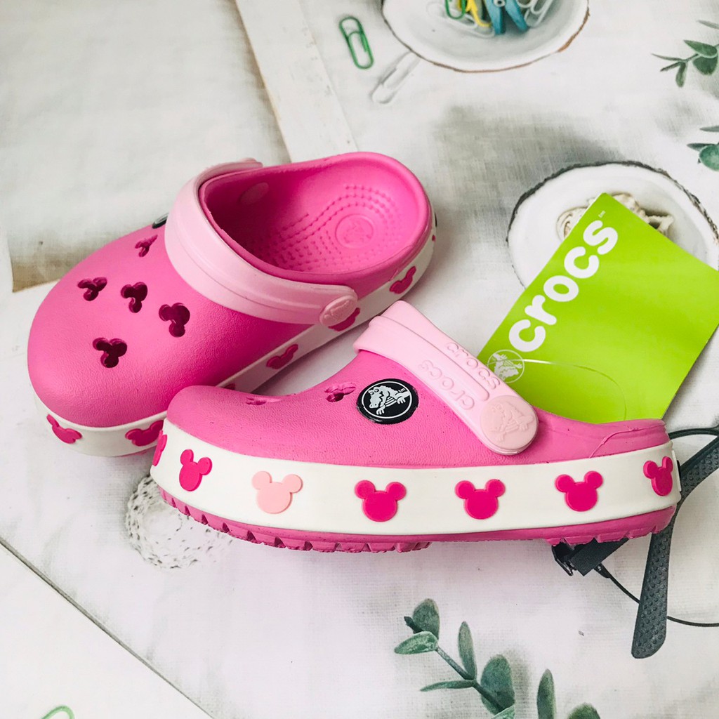 รองเท้าเด็กผู้หญิง CROCS Fun Lab Disney Mickey Mouse Lights Clog