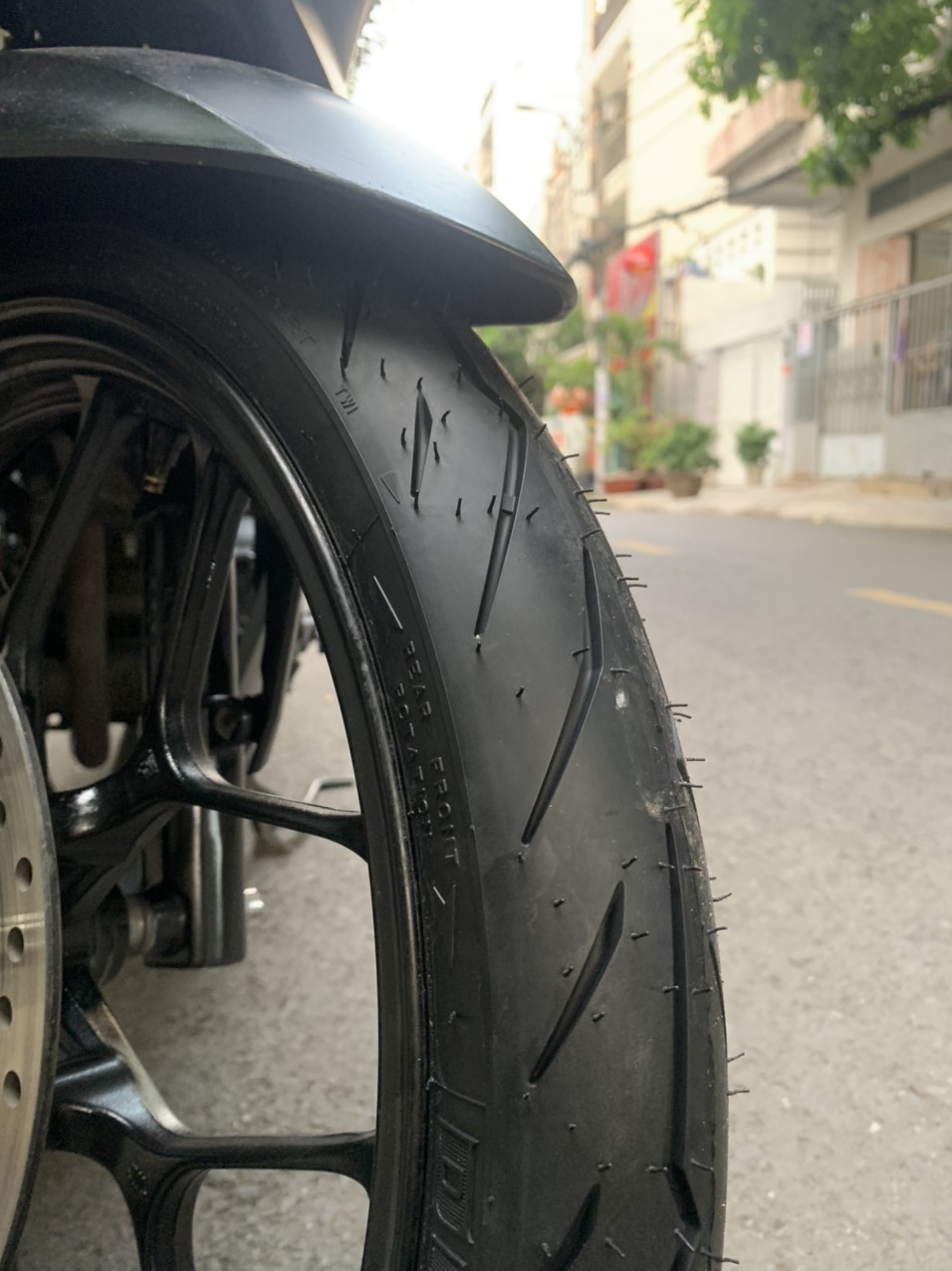 [HCM]VỎ PIRELLI GAI ROSSO SPORT SIZE 90/80-17