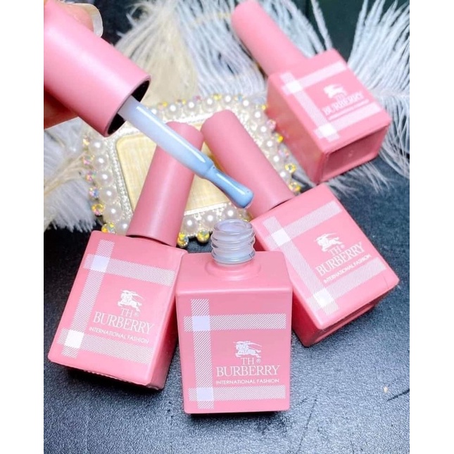 Sơn gel móng tay Burberry (BBR chai hồng)